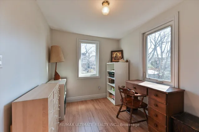 Additional image 23 of 159 Glendale Ave