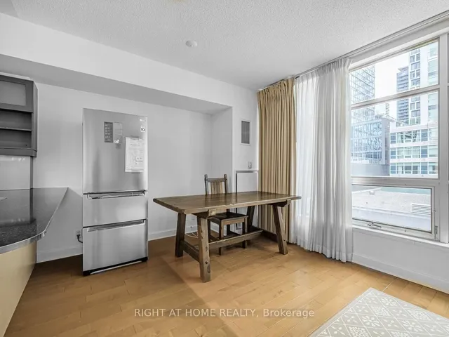 Additional image 12 of 350 Wellington St Unit 425