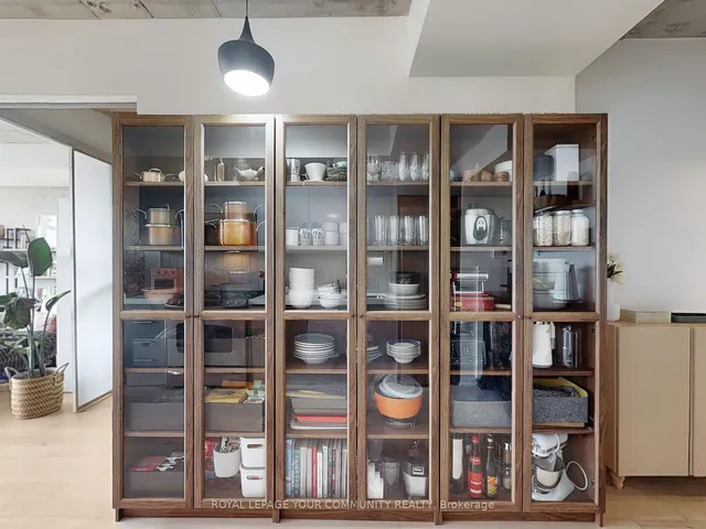 Additional image 25 of 319 Carlaw Ave Unit 403