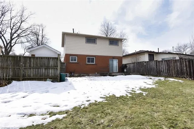 Additional image 39 of 127 Britten Close