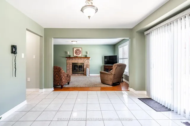 Additional image 16 of 35 Republic Ave