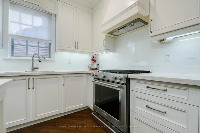 Additional image 10 of 74 Macpherson Ave