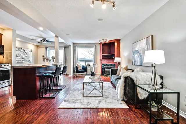 Additional image 4 of 800 Paramount Dr Unit 31