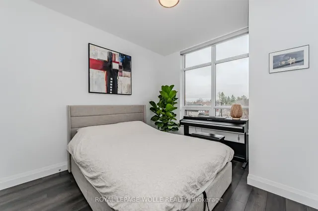 Additional image 21 of 399 Queen St Unit 210