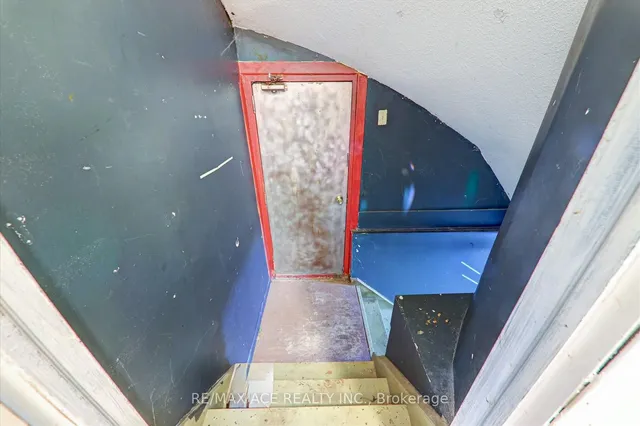 Additional image 28 of 6 Rockwood Dr