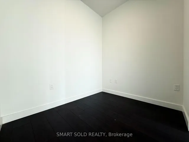 Additional image 6 of 85 McMahon Dr Unit 2001