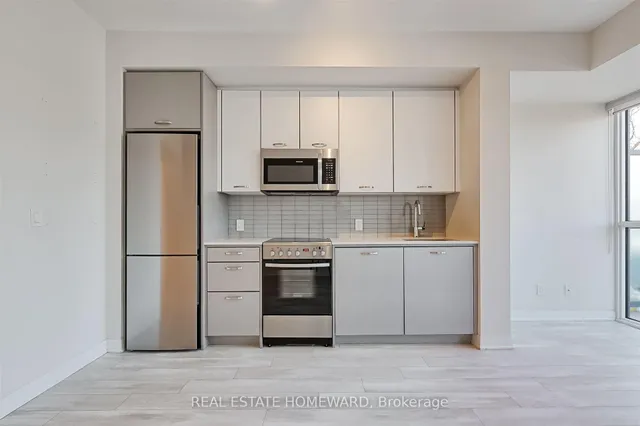 Additional image 9 of 1630 Queen St Unit 418