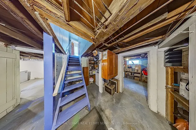 Additional image 29 of 32 Wellington St