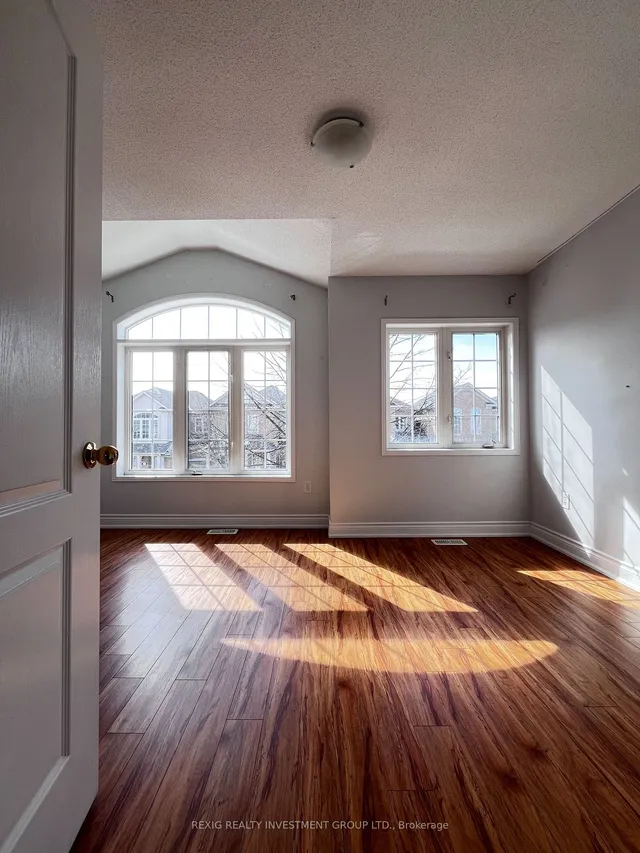 Additional image 20 of 2395 Curtis Rd