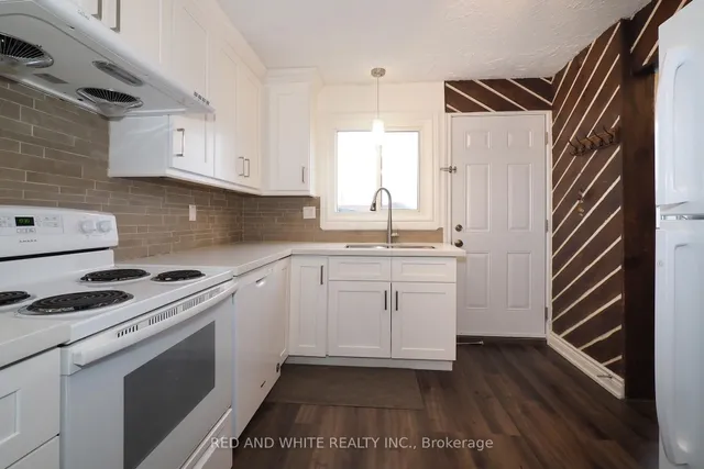 Additional image 9 of 25 Upper Canada Dr Unit 34