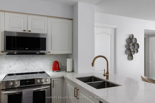 Additional image 17 of 30 Hayden St Unit 302