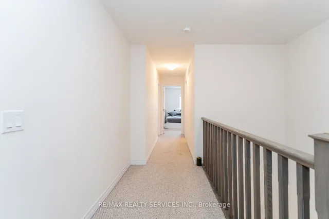 Additional image 30 of 7 RIDGESIDE Lane
