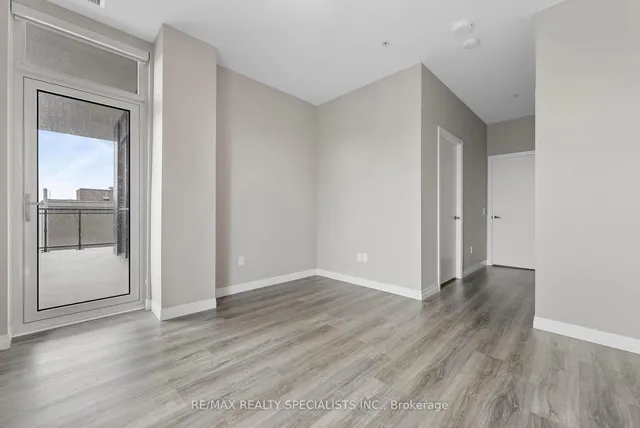 Additional image 15 of 60 Charles St W St Unit 308