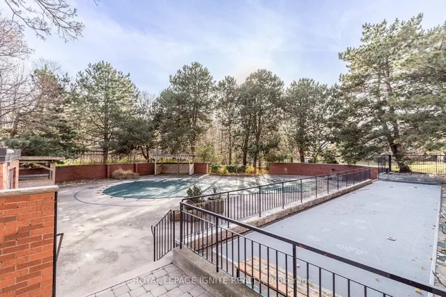 Additional image 40 of 121 Ling Rd Unit 710