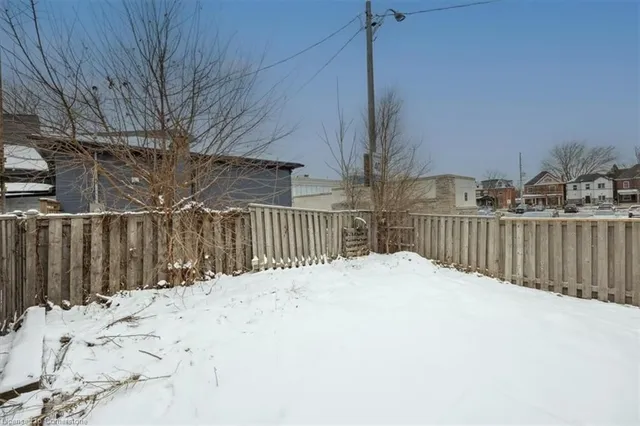 Additional image 43 of 137 West Ave