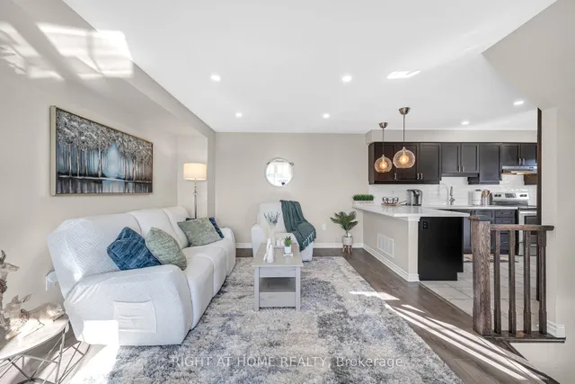 Additional image 20 of 105 Bond Head Crt