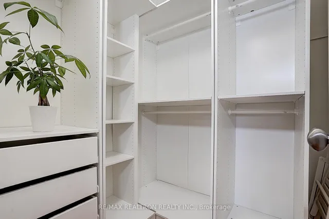 Additional image 36 of 171B Finch Ave