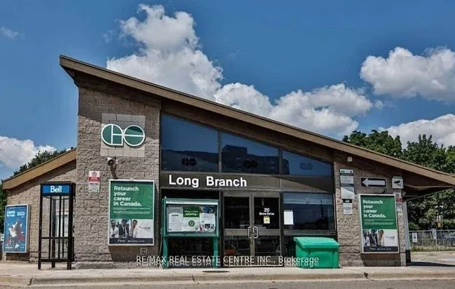 Additional image 32 of 3621 Lakeshore Blvd Unit 504