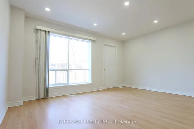 Additional image 25 of 8 Liszt Gate Unit 9