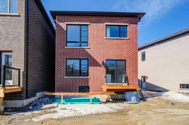 Additional image 36 of 27 Danielle Moore Circ