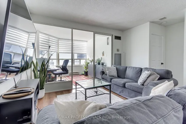 Additional image 14 of 30 Greenfield Ave Unit 409