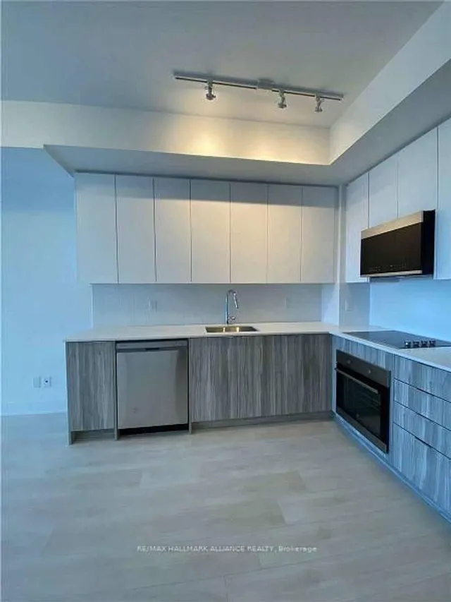 Additional image 7 of 2485 Taunton Rd Unit 825