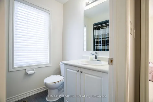 Additional image 41 of 35 Yately St