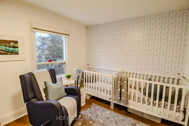 Additional image 34 of 149 Queensdale Ave