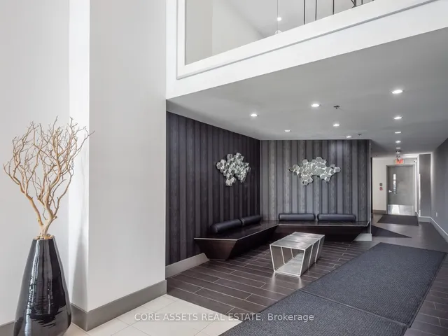 Additional image 38 of 90 Trinity St Unit 804