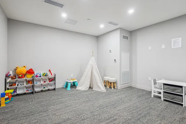 Additional image 25 of 859 The Queensway N/A Unit 213