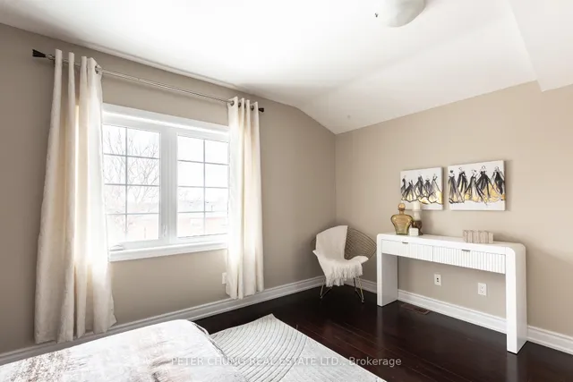 Additional image 20 of 14 Laurel Ave