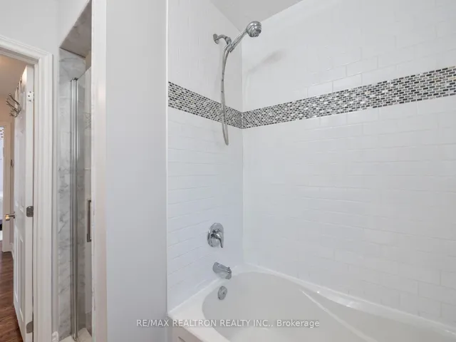 Additional image 20 of 17 Elder St