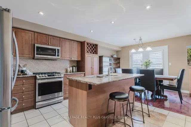 Additional image 34 of 16 Grayrocks Ave