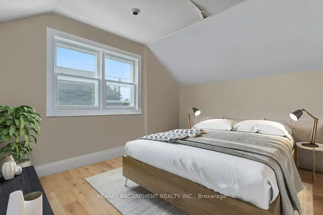 Additional image 35 of 45 EAST 13TH St