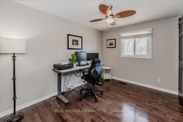 Additional image 22 of 60 Silverspring Cres