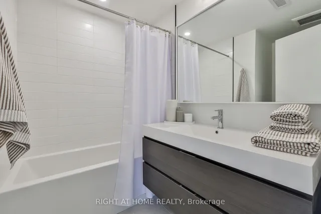 Additional image 24 of 2343 Gerrard St Unit Centre