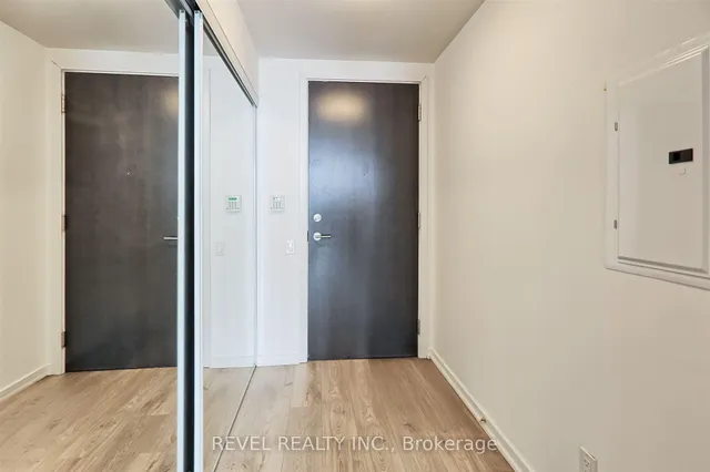 Additional image 4 of 105 The Queensway St
