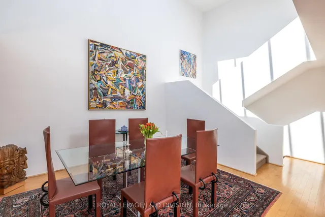 Additional image 3 of 165 Sherwood Ave