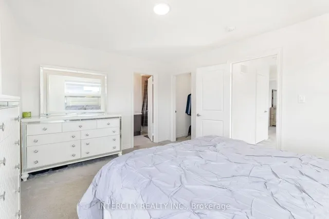 Additional image 36 of 19 Queenpost Dr