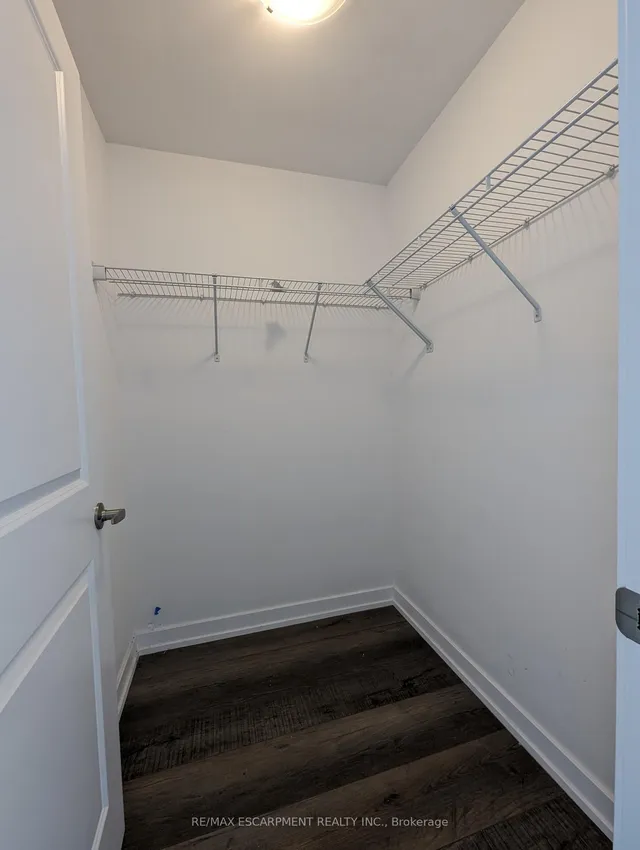 Additional image 9 of 450 Dundas St Unit 434