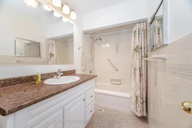 Additional image 14 of 18 Albion Cres