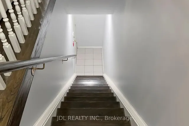 Additional image 19 of 108 Finch Ave Unit B21