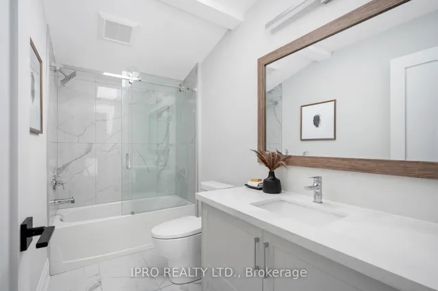 Additional image 32 of 285 Glebemount Ave