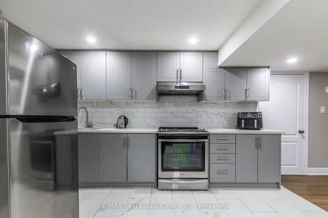 Additional image 32 of 616 Florencedale Cres