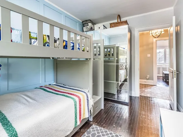 Additional image 27 of 461 Donlands Ave