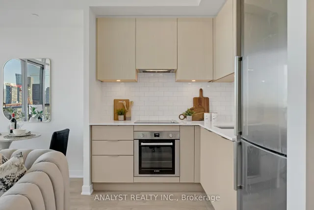 Additional image 4 of 120 Parliament St Unit 1603