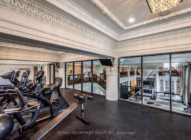 Additional image 39 of 118 King St Unit 520