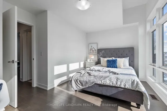 Additional image 33 of 609C Harvie Ave