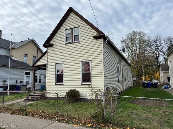 3168 W 48th St, Cleveland, OH 44102
