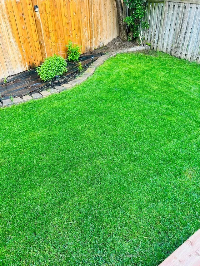 Additional image 31 of 5142 Bunton Cres